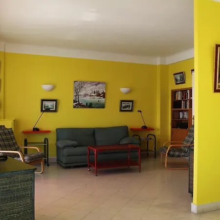 Le Gloria Maria Apartment *